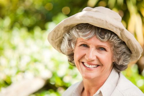 6 Summer Heat Safety Tips to Help Seniors Stay Cool and Healthy