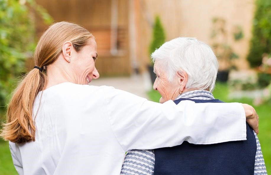 Addressing Alzheimer’s and Dementia with In-Home Care in Chagrin Falls